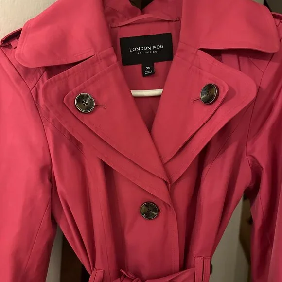 LONDON FOG Women's Single Breasted Trench Coat
